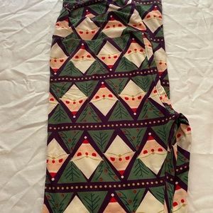 Christmas Lularoe leggings!